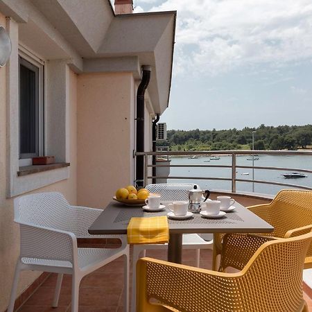 Seafront Apartment Gaby Μεντουλίν Εξωτερικό φωτογραφία